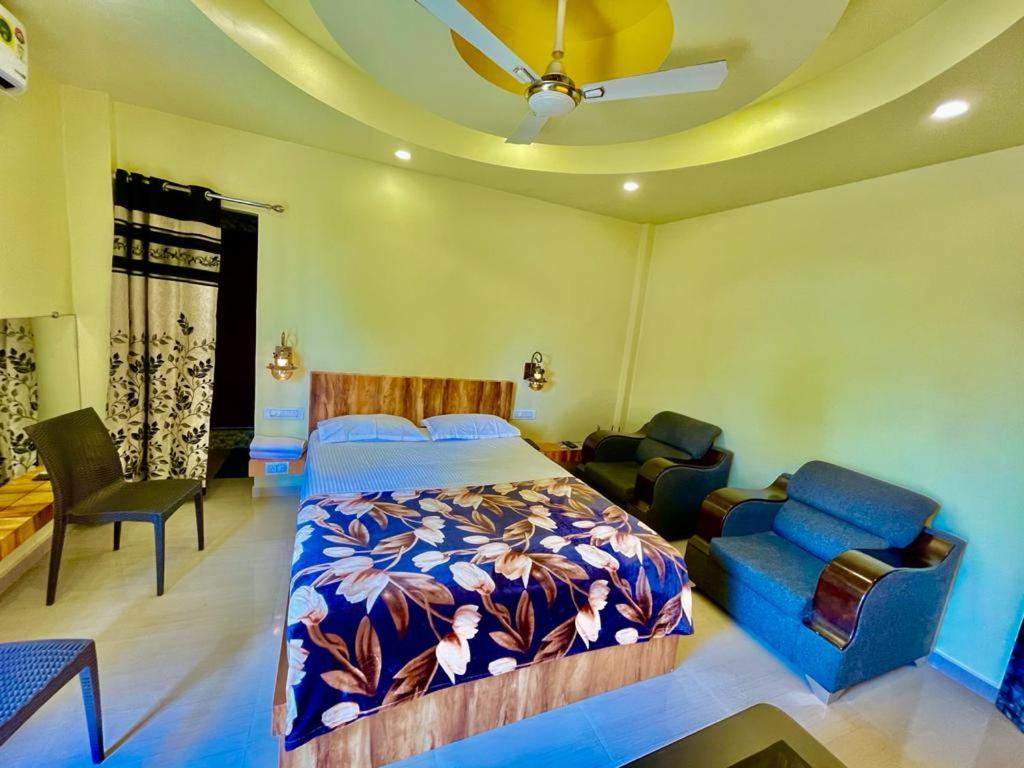 Hotel Saptarang Residency Panhala Экстерьер фото