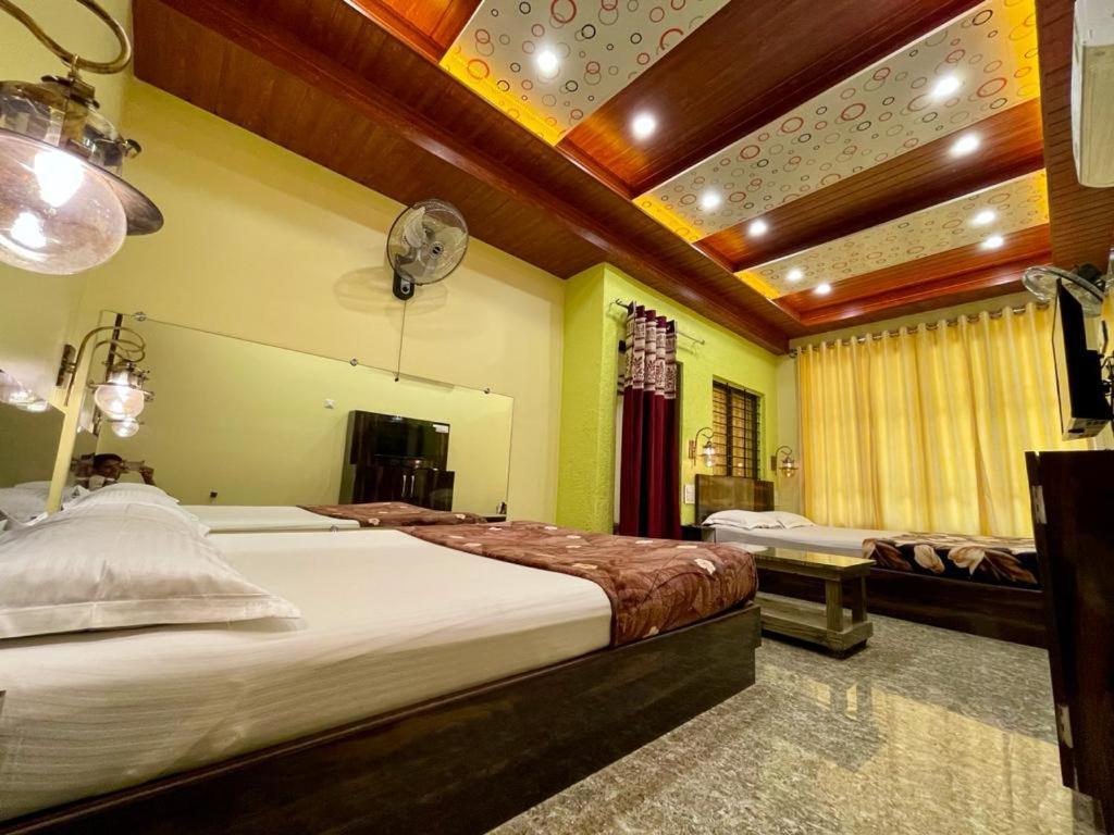 Hotel Saptarang Residency Panhala Экстерьер фото