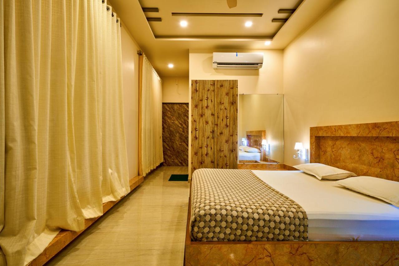 Hotel Saptarang Residency Panhala Экстерьер фото