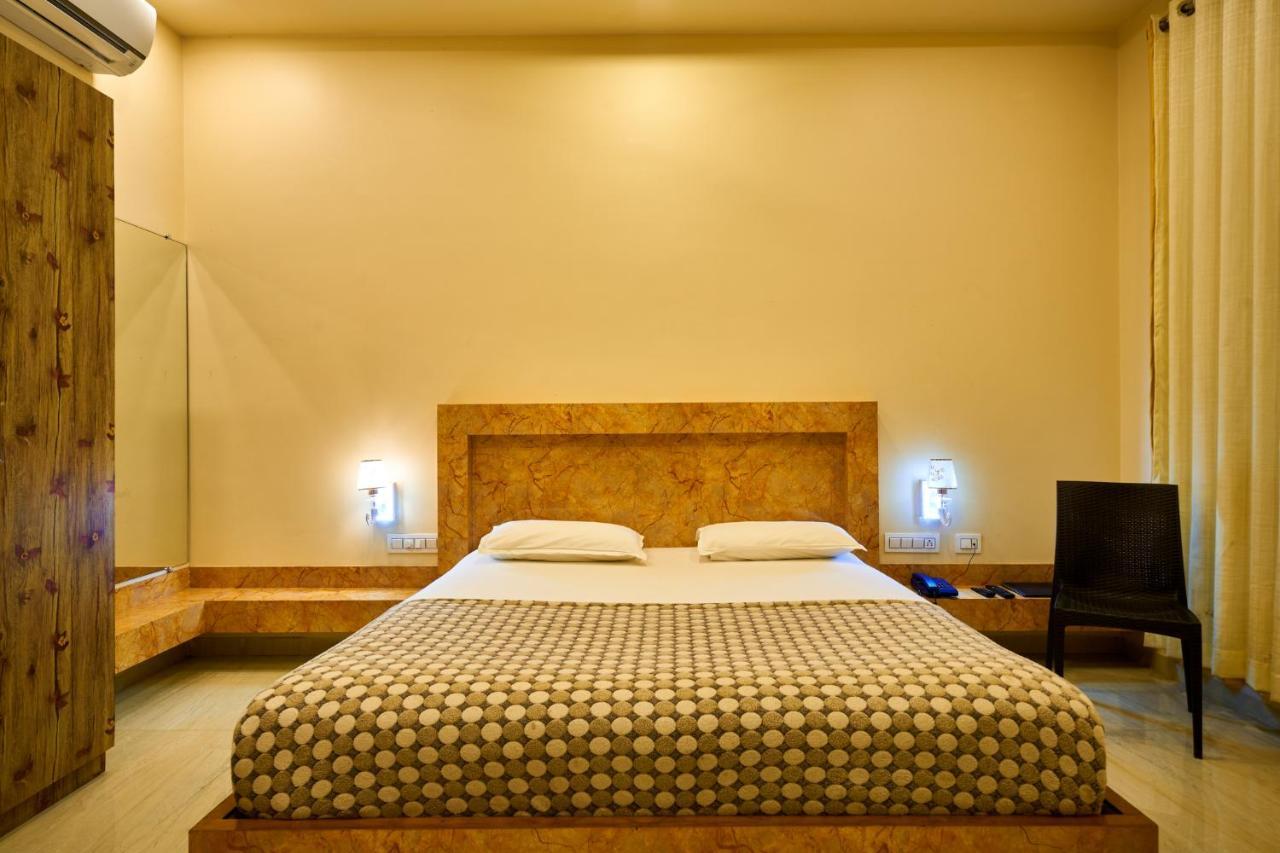Hotel Saptarang Residency Panhala Экстерьер фото