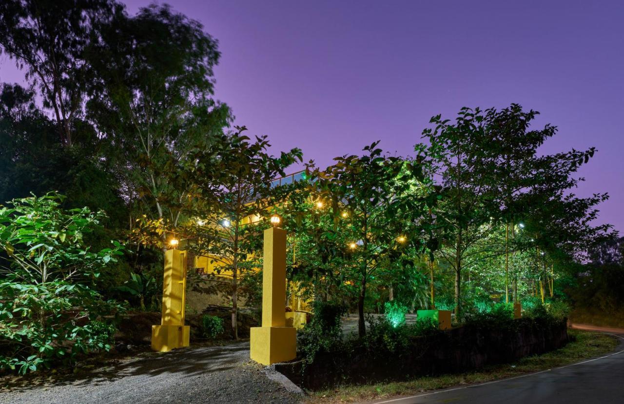 Hotel Saptarang Residency Panhala Экстерьер фото